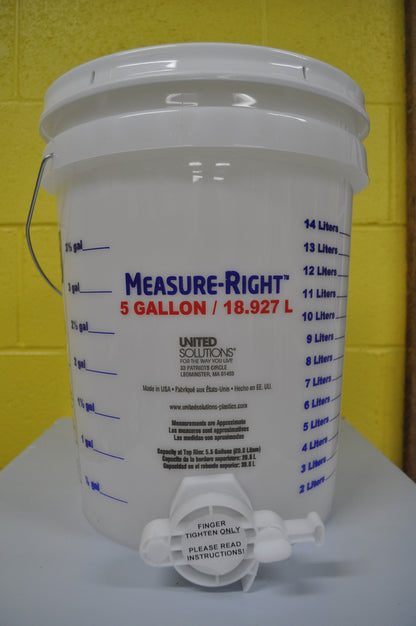 5 Gallon Bucket with Deluxe Honey Gate and Lid