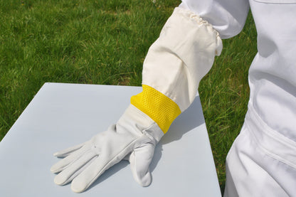 Goatskin Gloves with Vent, Adult Sizes