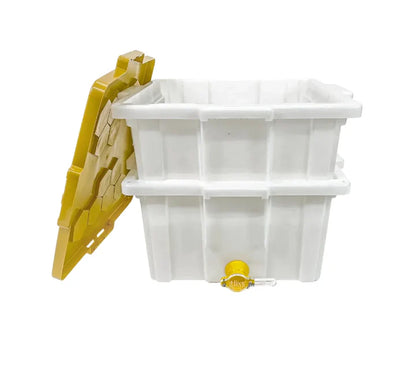 The Hive Butler Uncapping Tank Set