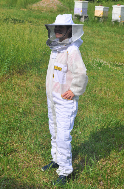 Lyson Full Vent Suit with Round Hat/Veil Combo, White